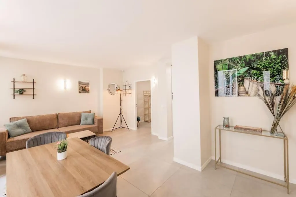 Porte Versailles 15Eme, Suite 1 Chambre 2 A 4P Paris