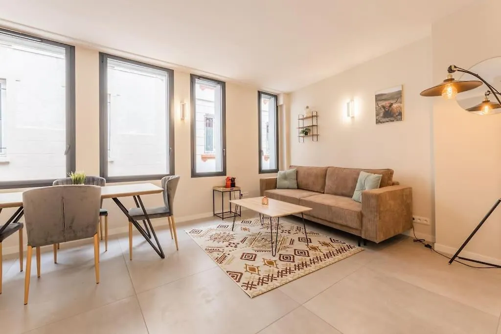 Apartment Porte Versailles 15Eme, Suite 1 Chambre 2 A 4P Paris France